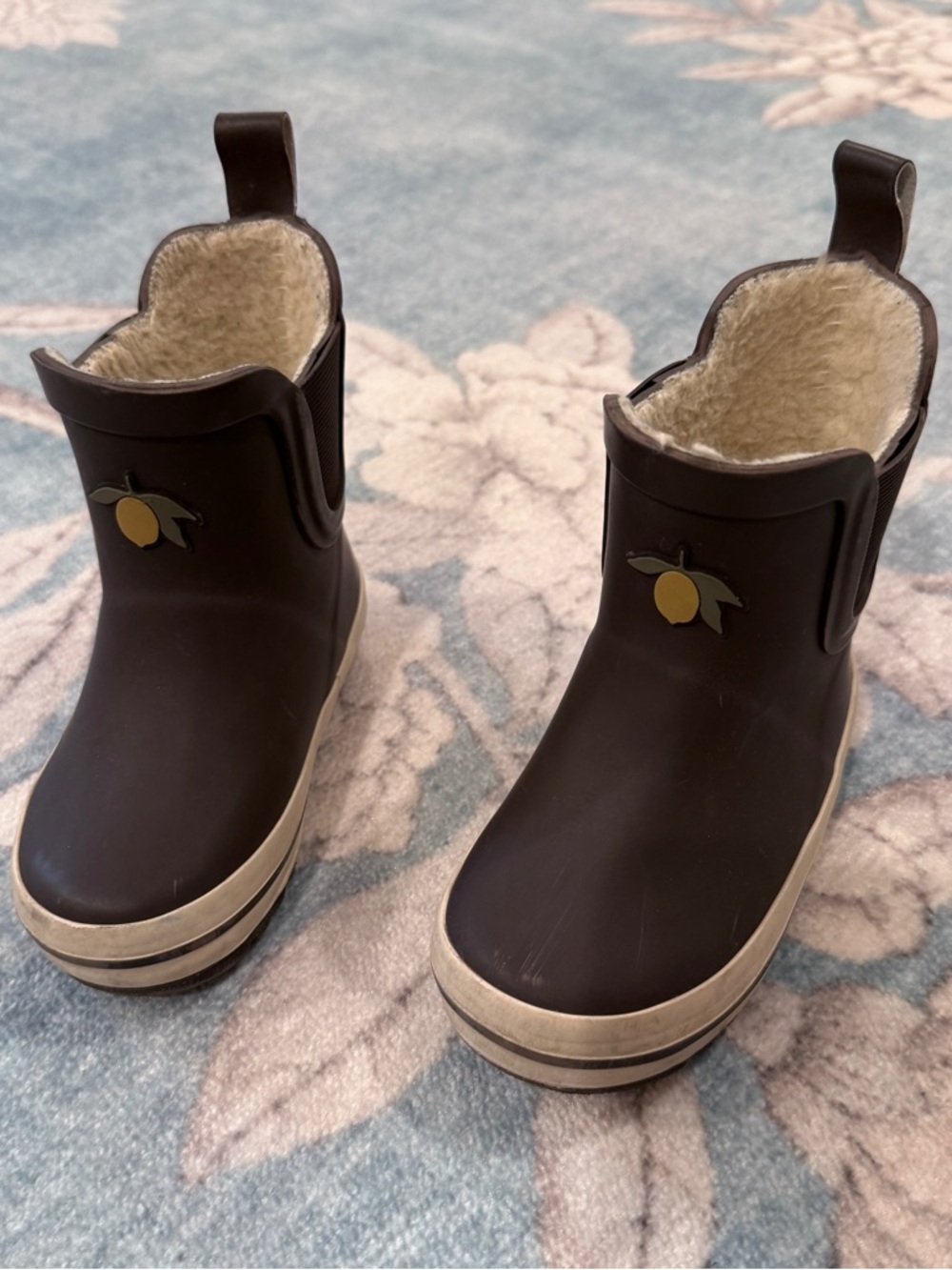 Kids Lined Rain & Snow Boots with Lemon Detail - olive